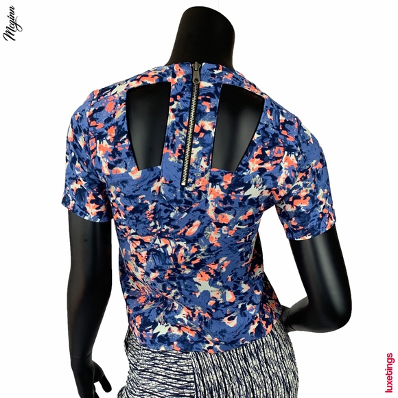 {McGinn} Abstract Floral Print/ T-Cut Out Back Top - Picture 4 of 7